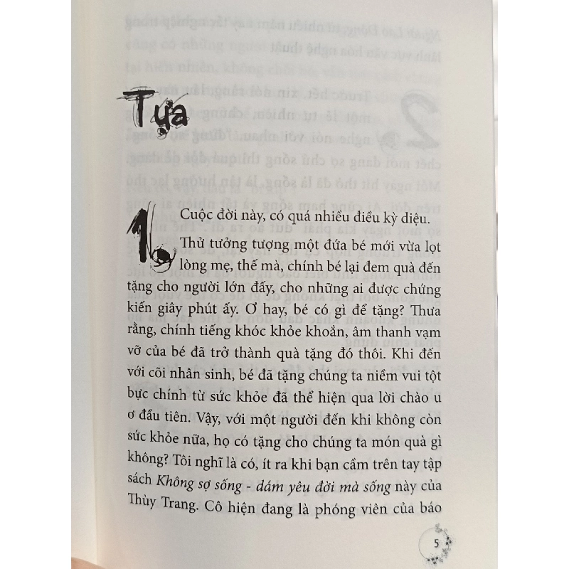 Không sợ sống, dám yêu đời mà sống - Thùy Trang 549648