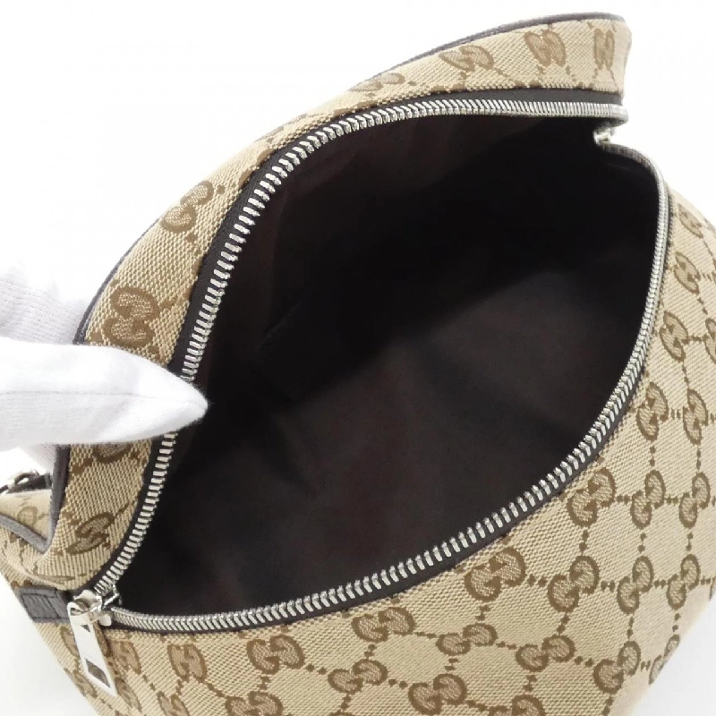 Túi đeo hông Gucci 630915 KY9KN 609061