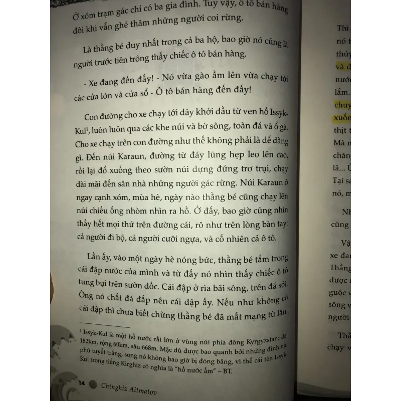 Con tàu trắng - Chinghiz Aitmatov 972709