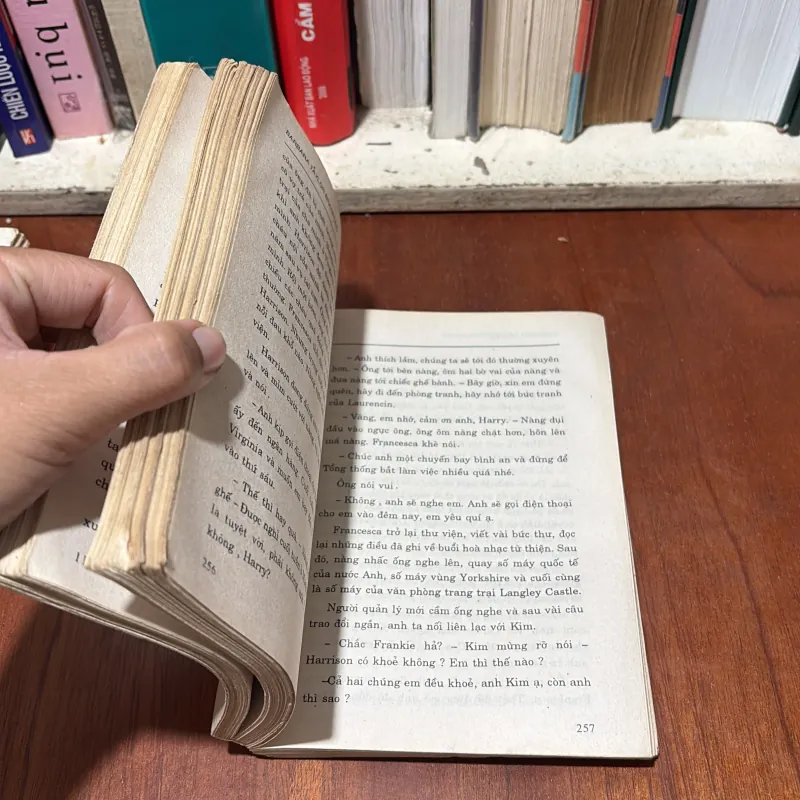 II Tiểu Thuyết: Tiếng Nói Trái Tim (Tập 2, 3, 4) - BARBARA TAYLOR BRADFORD - 1995 752279