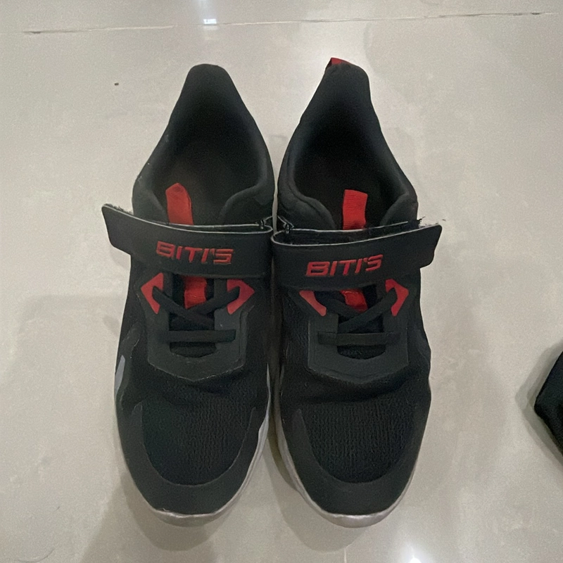 giày thể thao bé trai bitis size 37 301616