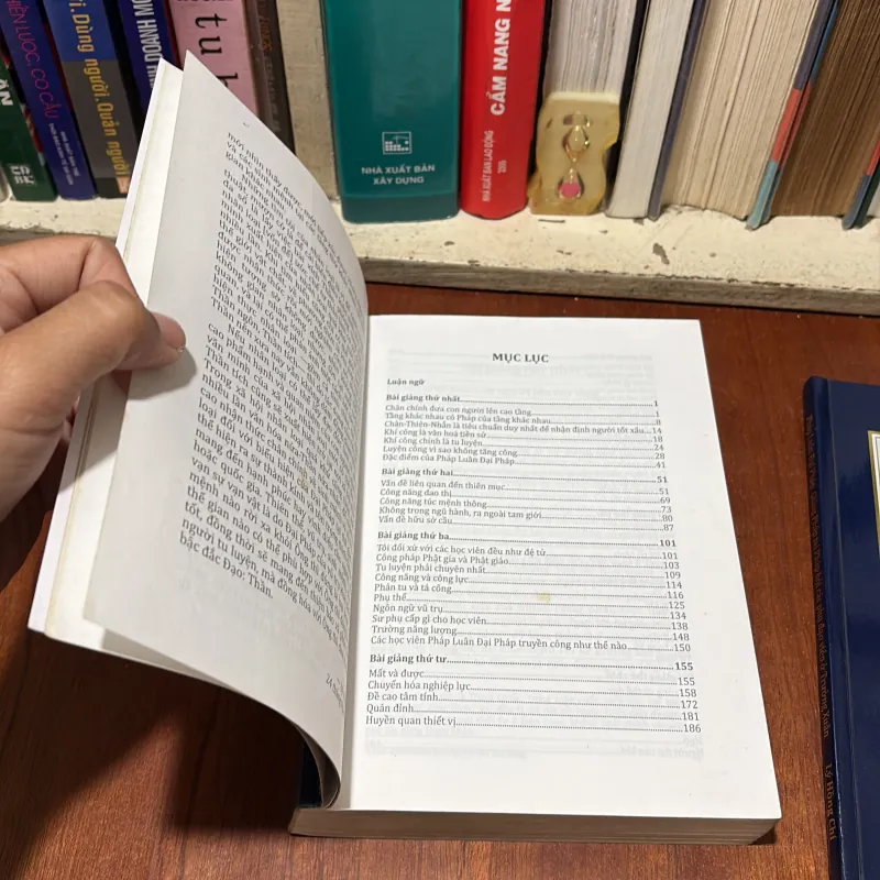 II Pháp Luân Công: Chuyển Pháp Luân _ Pháp Luân Đại Pháp - Lý Hồng Chí - 2017 784063