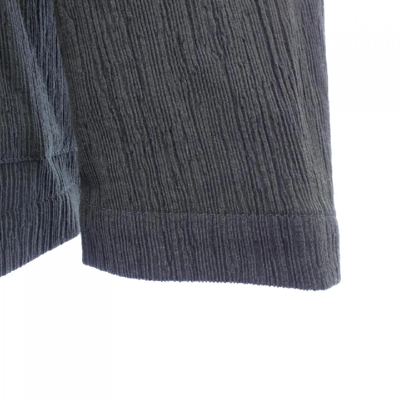 Áo khoác EMPORIO ARMANI - Hàng hiệu Authentic 887100