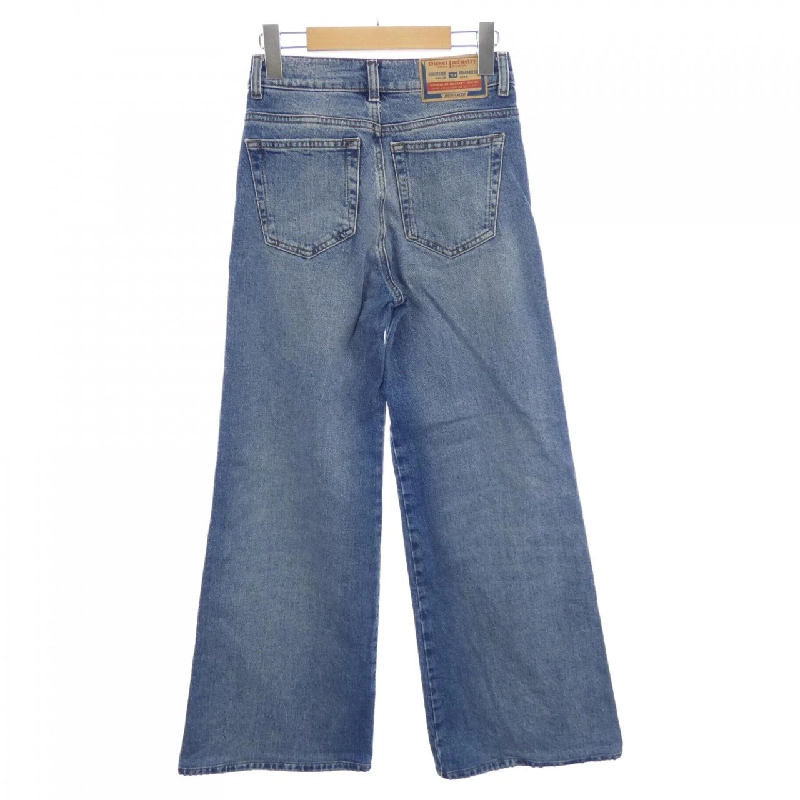 【Mã giảm giá】Quần jeans DIESEL 651918