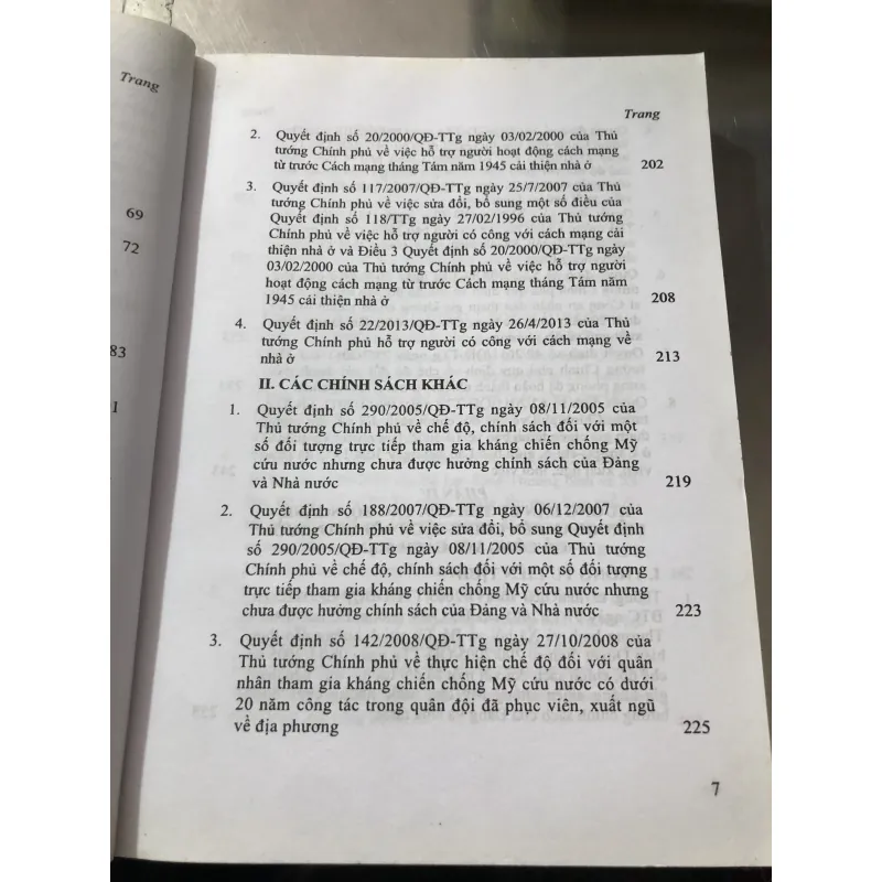 Văn bản pháp luật thực hiện chính sách ưu đãi với người có công 977707