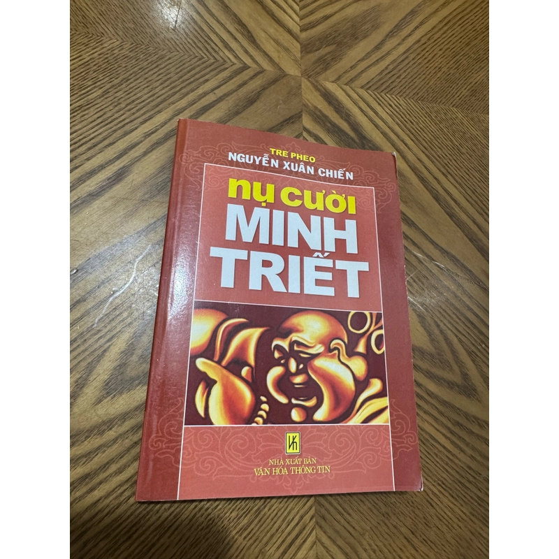 NỤ CƯỜI MINH TRIẾT. 448731