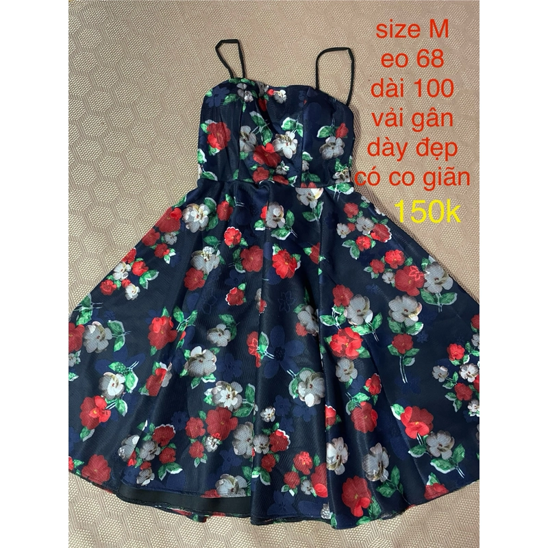 Đầm size M còn rất mới 299625