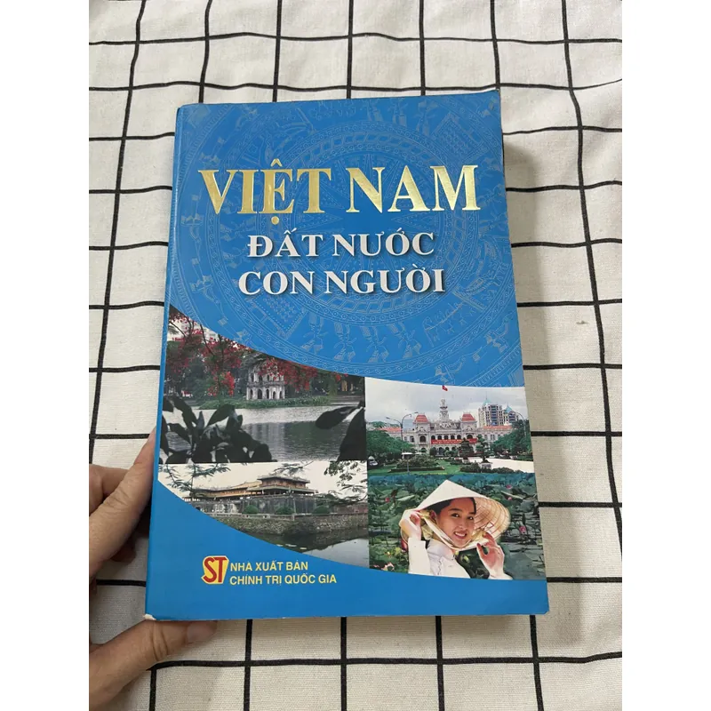 Việt Nam Đất Nươce con Người  737101