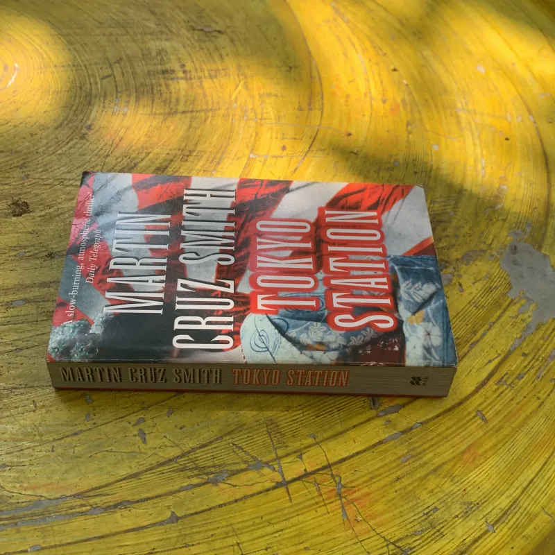 TOKYO STATION- MARTIN CRUZ SMITH 763400