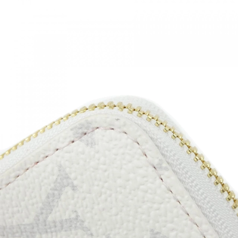 Ví Zippy Monogram Cherry (LV X TM) của Louis Vuitton M14240 620101