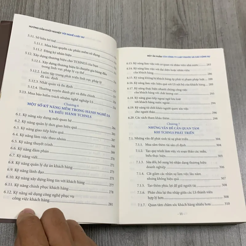 Hướng dẫn khởi nghiệp với nghề luật sư. 7a4 782223