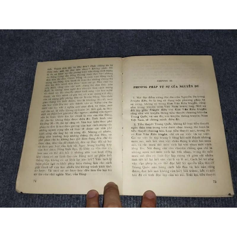 TÌM HIỂU PHONG CÁCH NGUYỄN DU TRONG TRUYỆN KIỀU 992570