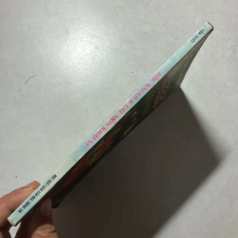 Gỏi, salad và các món khai vị 758165