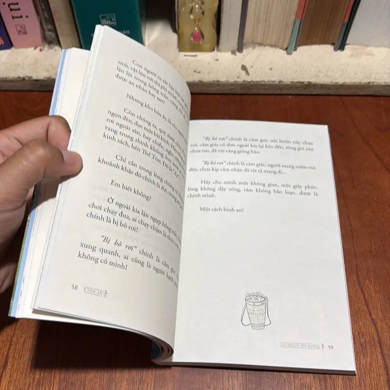 II Văn Học: Lữ Khách Ven Đường - Tâm An - 2023 907595