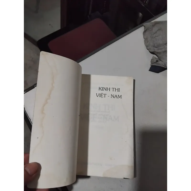 Kinh thi Việt Nam  1025126