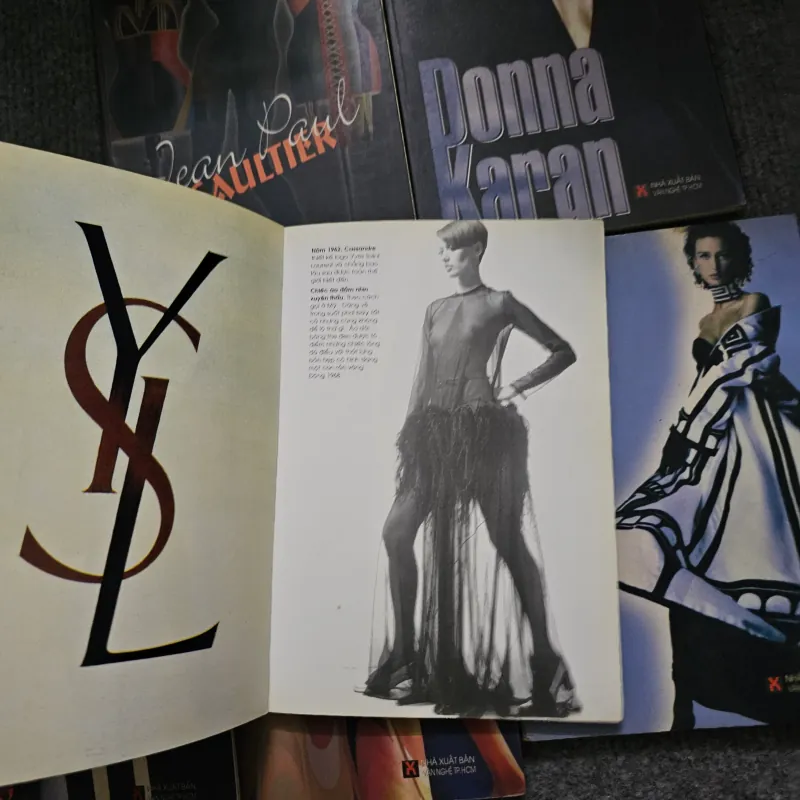 Sách thời trang 778719