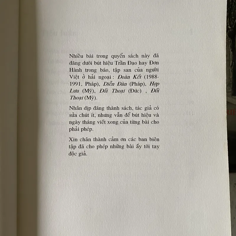 VẪY GỌI NHAU LÀM NGƯỜI 694035