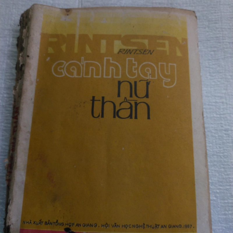Cách tay nữ thần - Rintsen 538792
