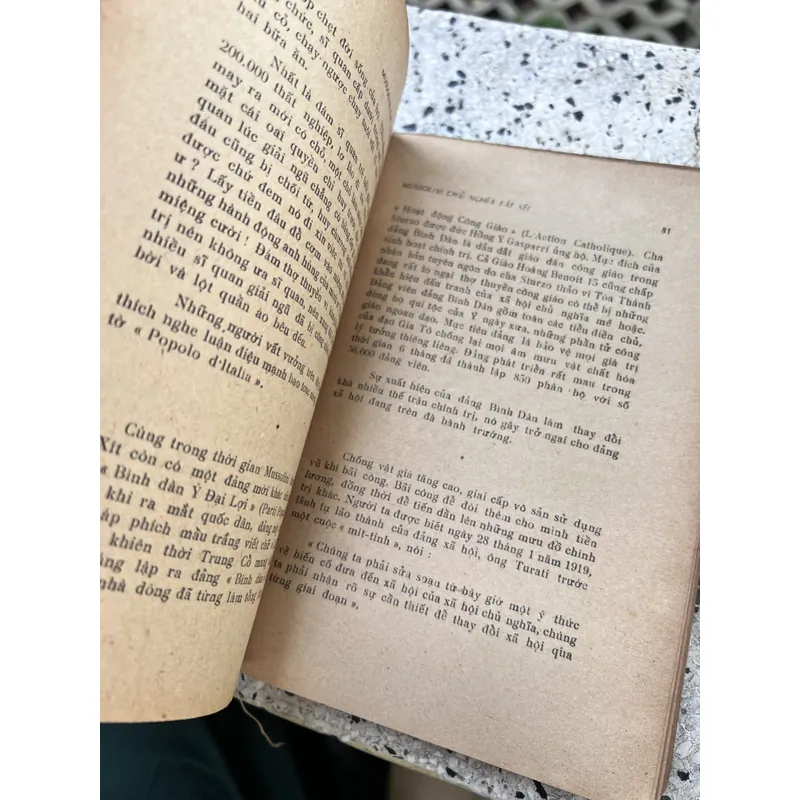 Mussolini - Vũ Tài Lục 592161