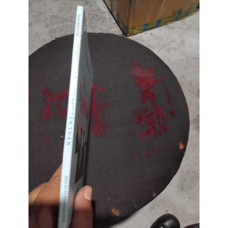 Với bác Nguyễn Tuân 1036052