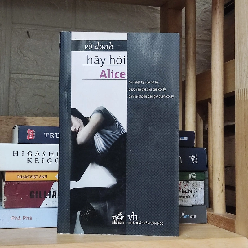 Hãy hỏi Alice - Vô Danh (Được chuyển thể thành phim) 317913