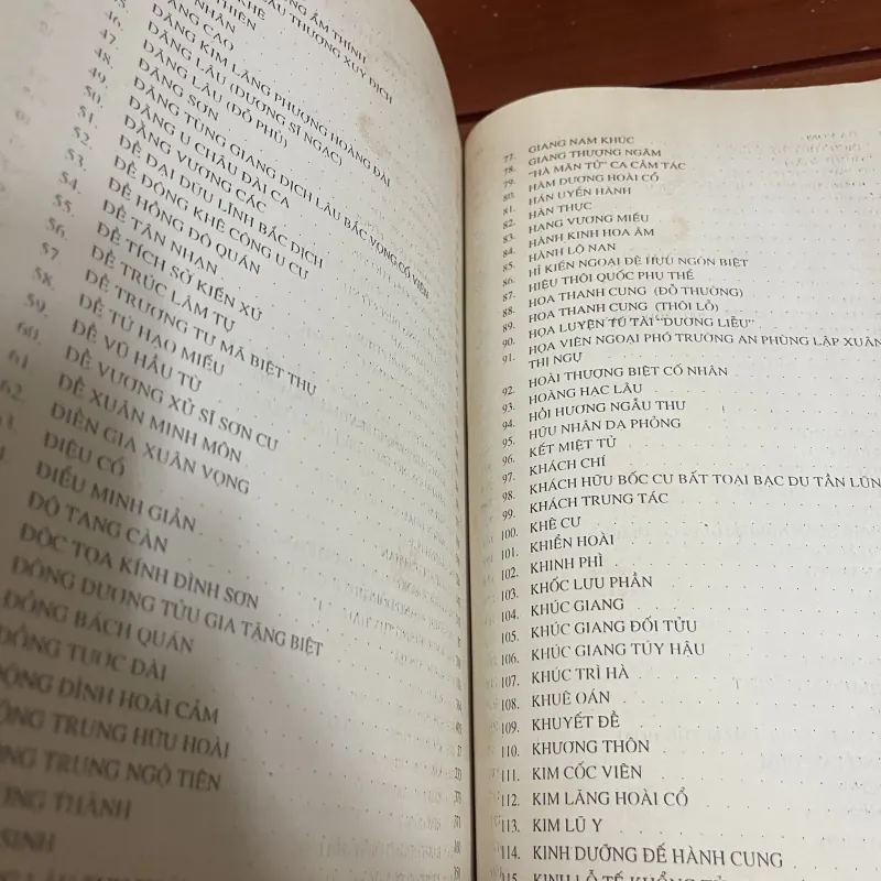 Thơ Đường chuyển lục bát dịch Cao Bá Vũ 1024318