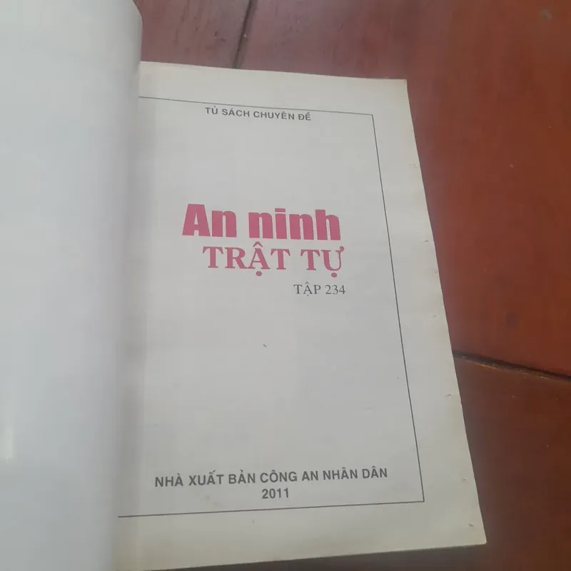 AN NINH TRẬT TỰ số 234 tháng 8 năm 2011. 688781