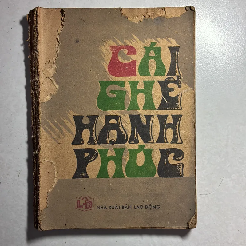 Cái ghế hạnh phúc 736536