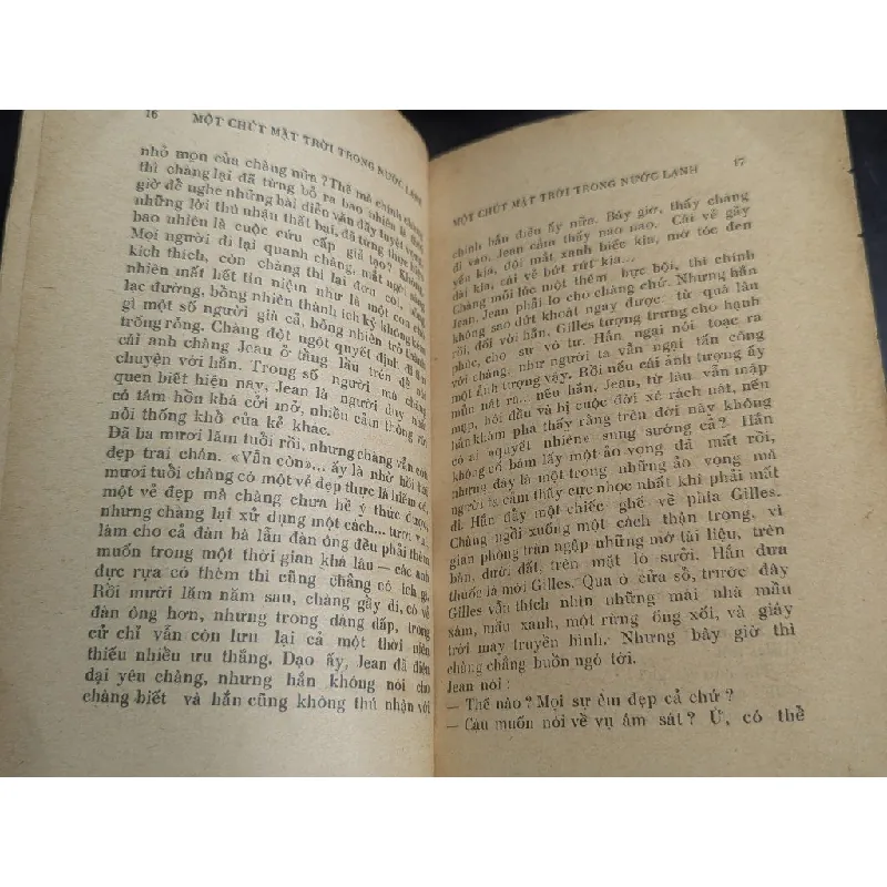 Một chút mặt trời trong nước lạnh - Francoise Sagan 697159