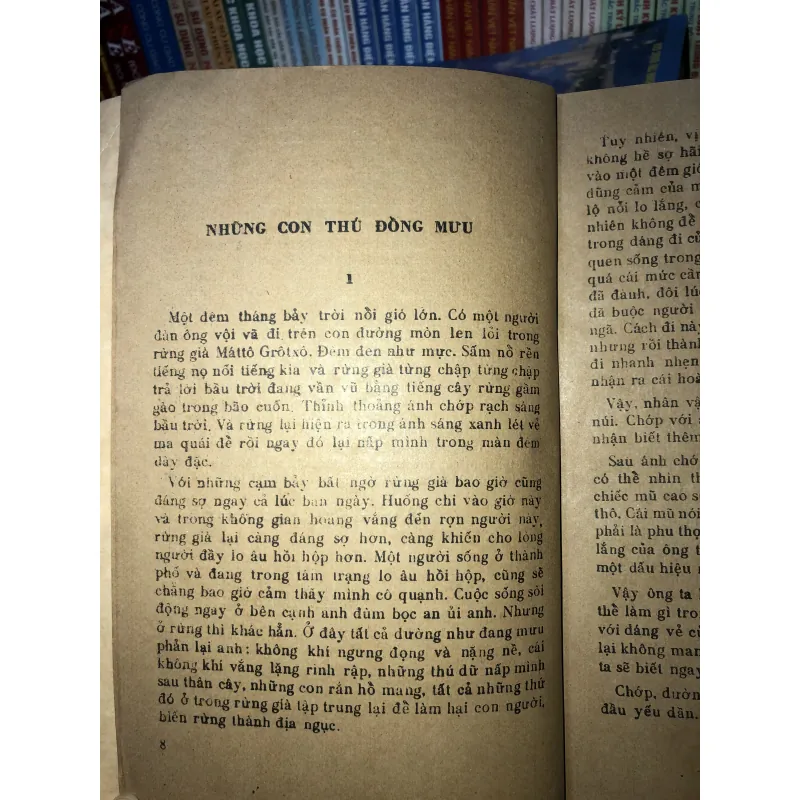 Những con thú đồng mưu - Ôraxiô Kirôga 786752