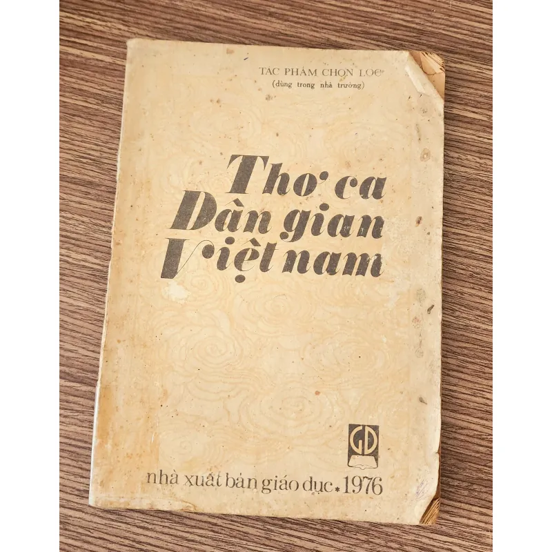 Thơ ca dân gian Việt Nam (NXB Giáo Dục 1976) 1028056