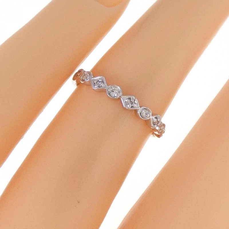 Nhẫn kim cương K18WG 0.09CT 672820