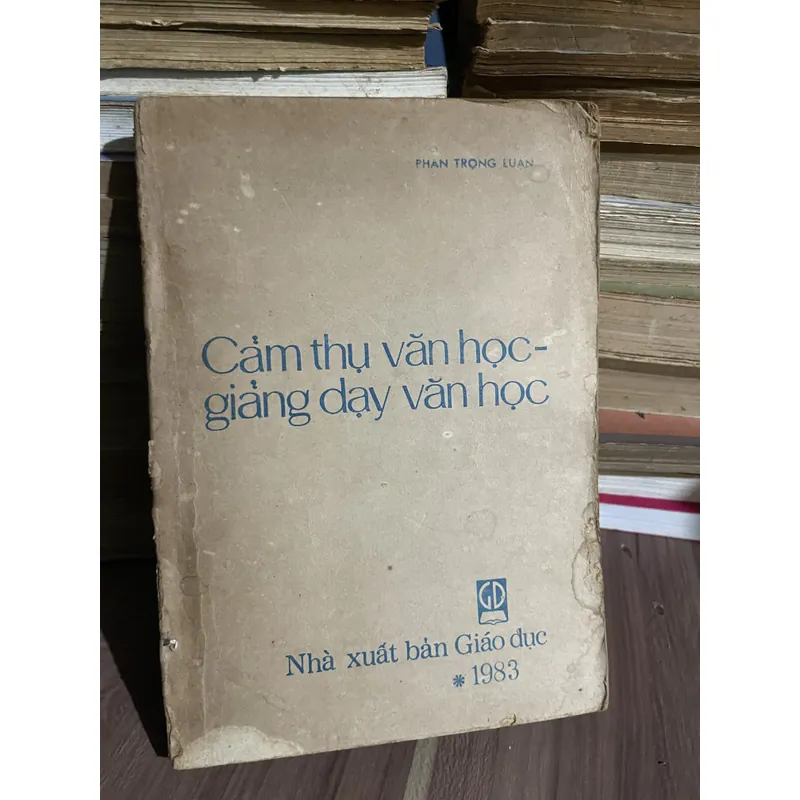 Phqn Trọng luận - cảm thụ văn học giảng dạy văn học 737716