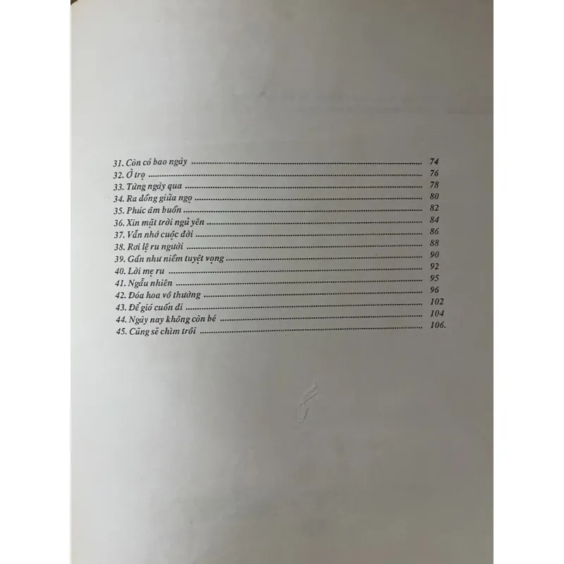 Tập nhạc: Bên Đời Hiu Quạnh- Trịnh Công Sơn 1024411