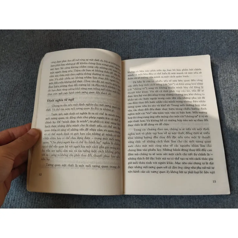 VŨ ĐIỆU CỦA SỰ MẬT THIẾT 727188