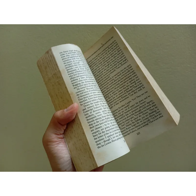 The grass crown, sách ngoại văn tiếng Anh english book tiểu thuyết  707878