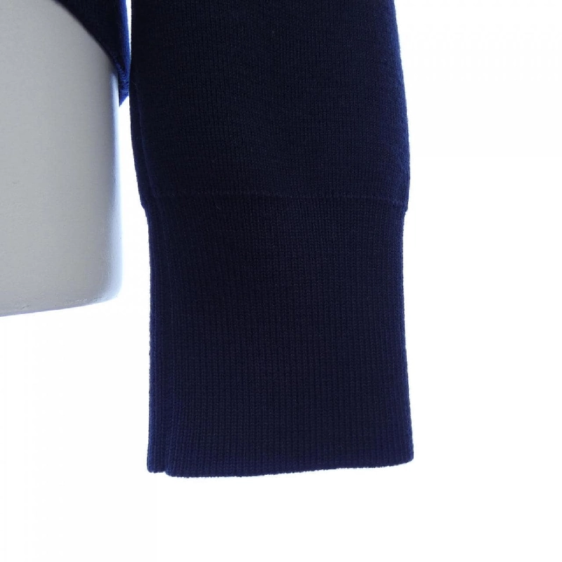 Áo khoác lông vũ MONCLER 634486