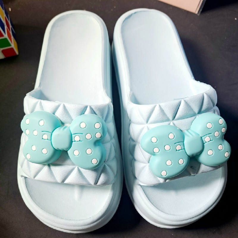 Dép nơ cao 5cm màu hồng phấn size 36-37,màu xanh lá size 38-39,màu xanh biển size 40-41 26555