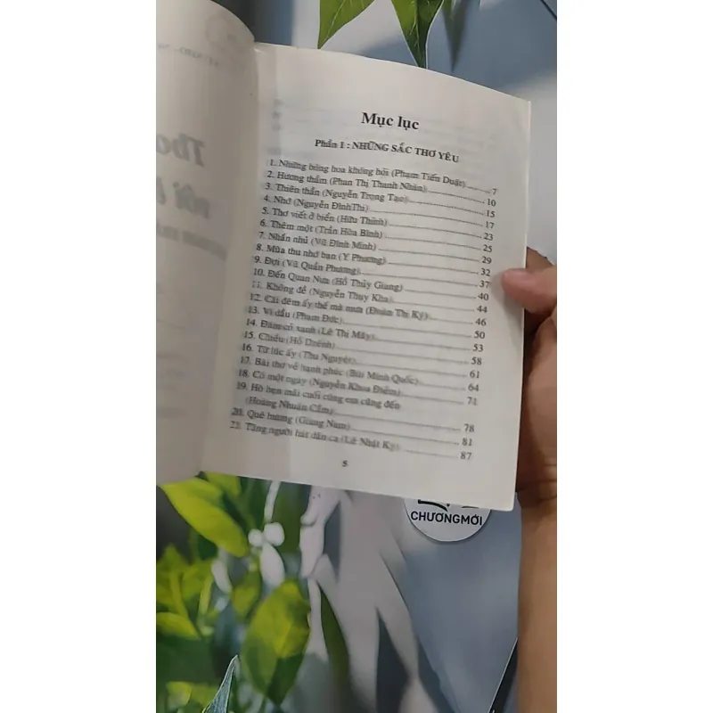 [XƯA] Thơ Chọn Với Lời Bình (Dùng tham khảo trong nhà trường) (1999) - Vũ Nho - Nguyễn Trọng Hoàn 798322