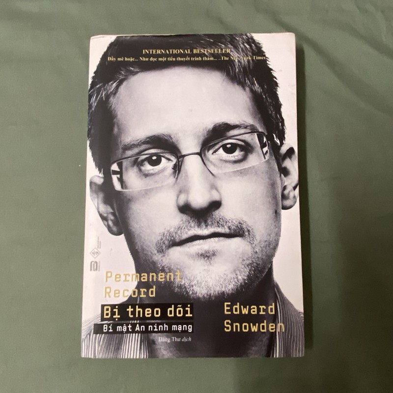 Sách Bị theo dõi - Edward Snowden 185302