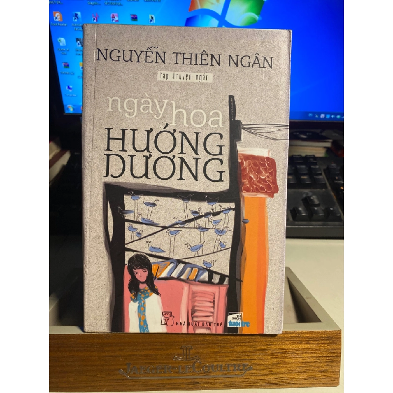 Ngày hoa hướng dương - Nguyễn Thiên Ngân -NXB Trẻ 2013- Sách lưu kho chưa qua sử dụng,giấy xốp,có ố 405850