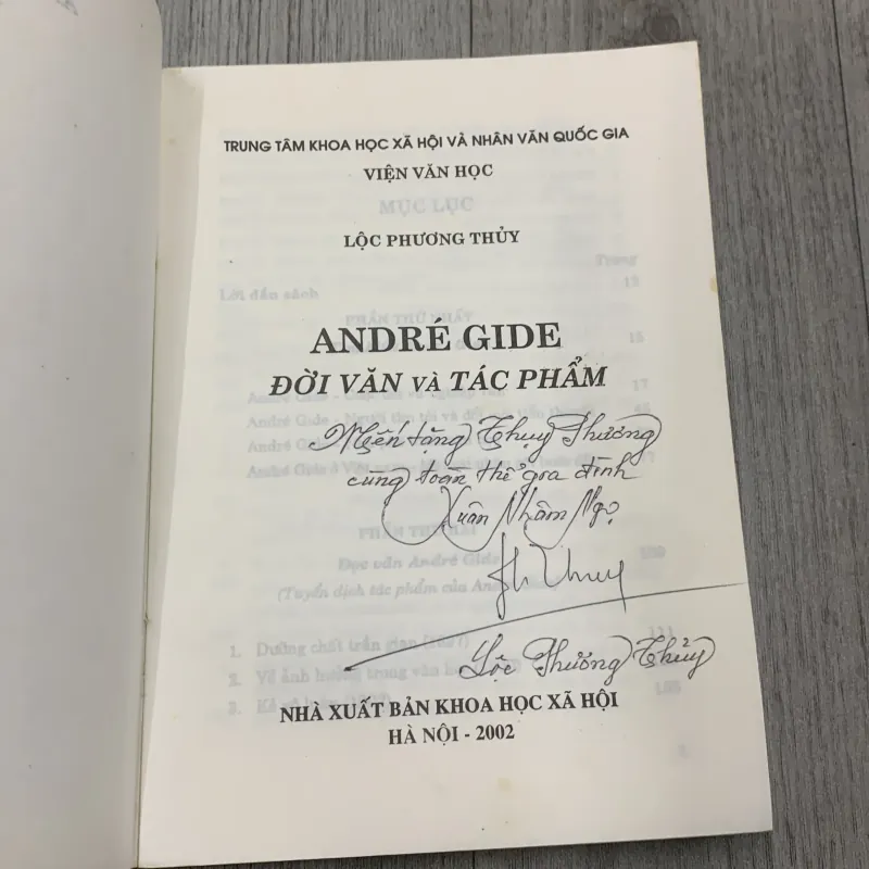 Andre gide đời văn và tác phẩm. Có chữ ký tặng của tg. 10b2 1026339