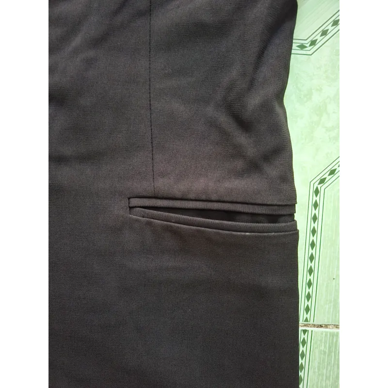 Áo Blazer/ áo vest nam nữ unisex màu đen size L còn tốt 999618