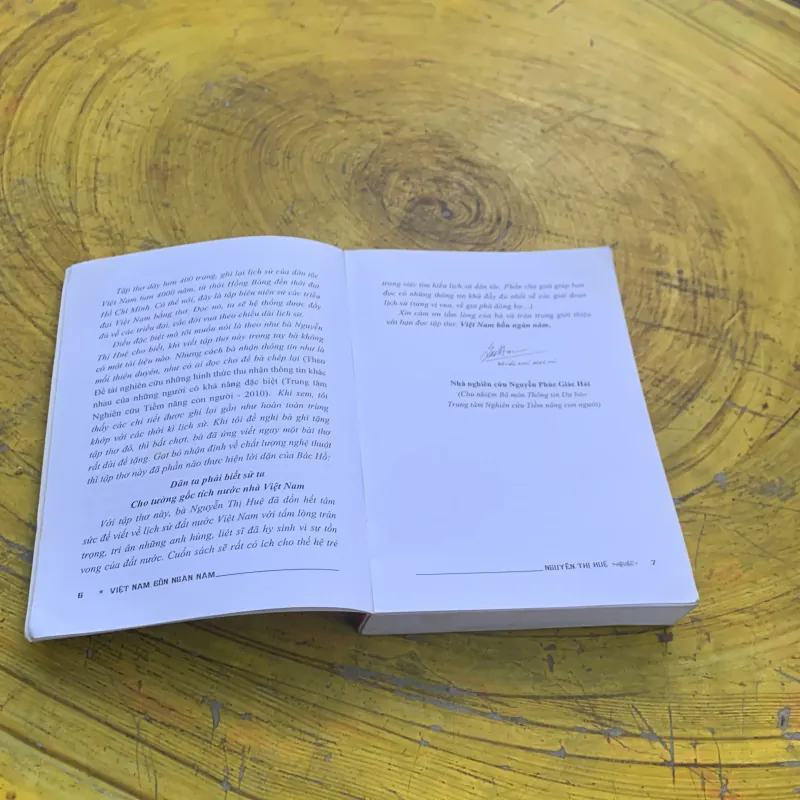  VIỆT NAM BỐN NGÀN NĂM - NGUYỄN THỊ HUỆ 783865