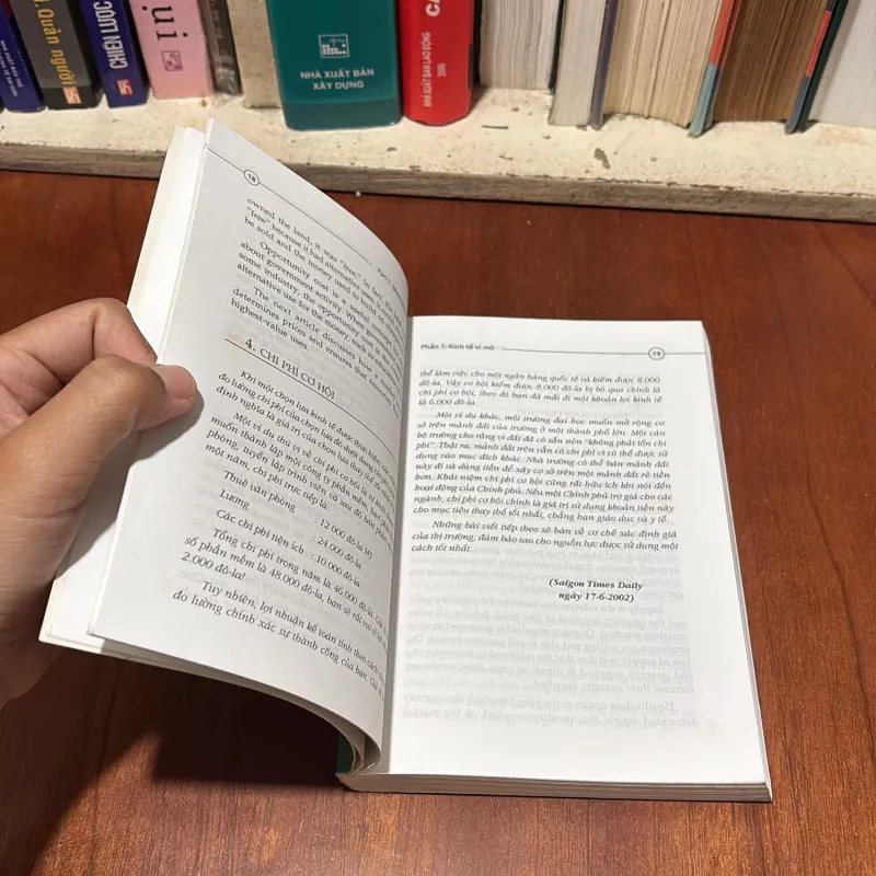 II Sách Kinh Tế: Các Khái Niệm Cơ Bản Về Kinh Tế (Sách Song Ngữ Anh Việt) - 2010 778194