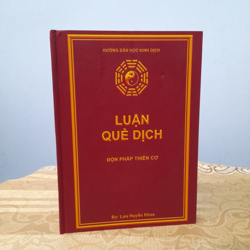 Sách Luận Quẻ Kinh Dịch 191445
