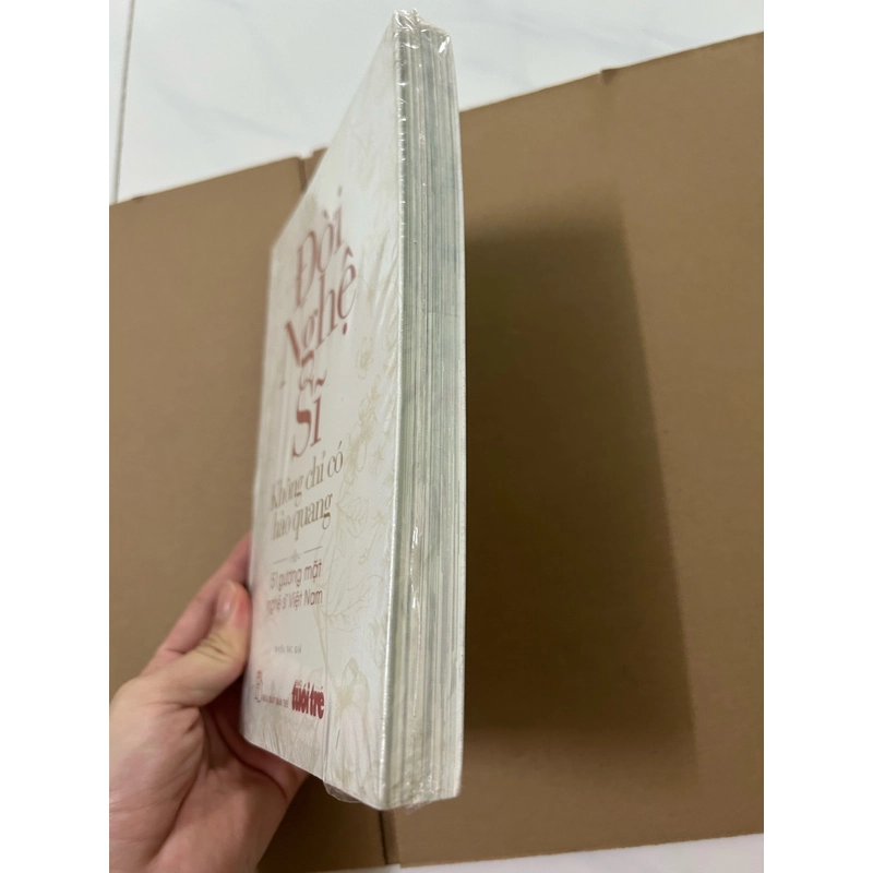 Đời nghệ sĩ không chỉ có hào quang 517811