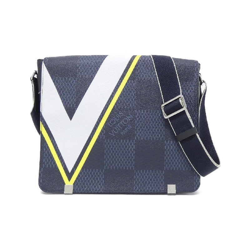 Túi đeo vai Louis Vuitton Damier Cobalt Latitude (Cúp Mỹ) District MM N44004 612300