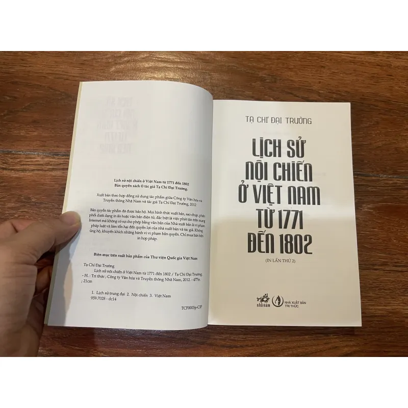 Lịch sử nội chiến ở Việt Nam từ 1771 đến 1802 - Tạ Chí Đại Trường (8.1) 1005353