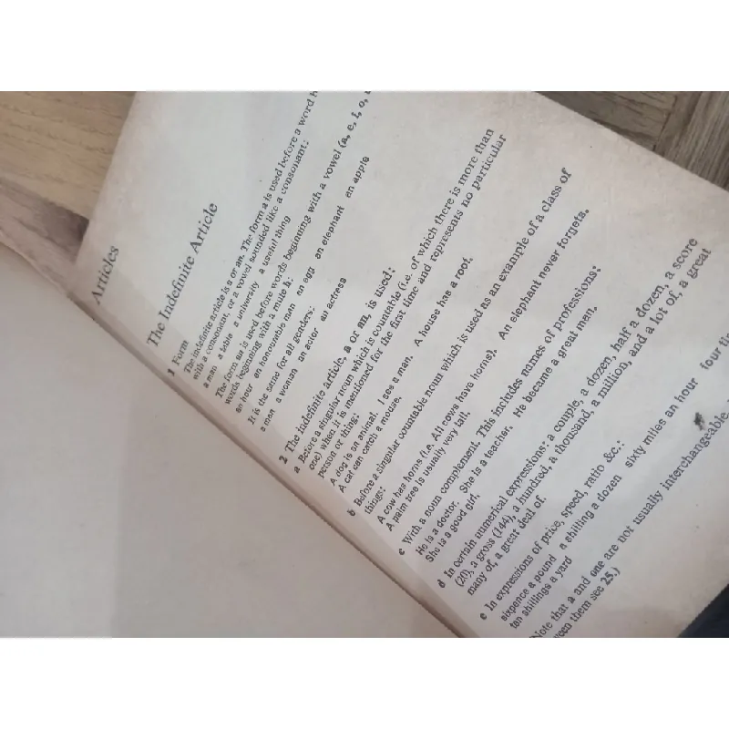 A Practical English Grammar - A.J.Thompson và A.V.Martinet 125039